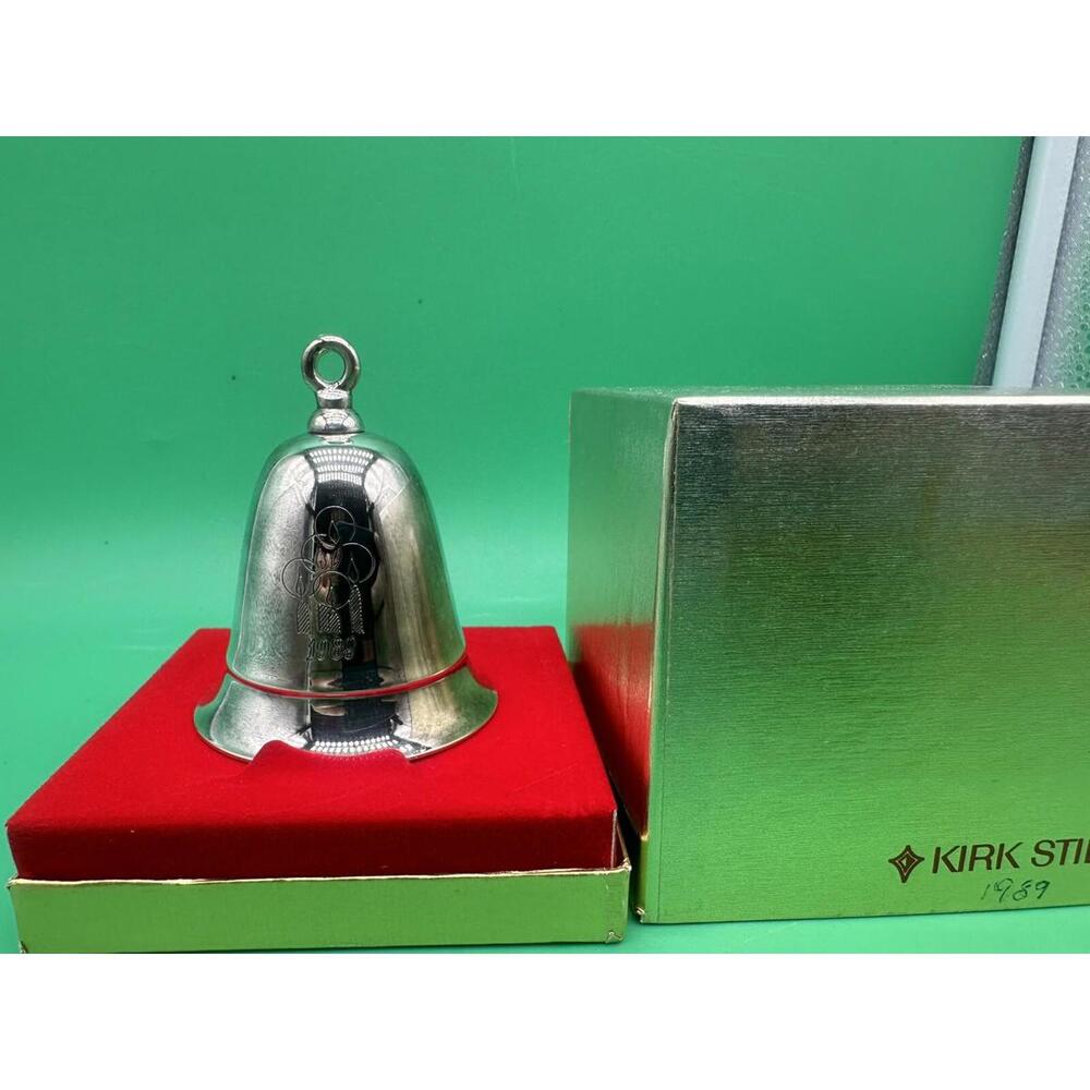 Vintage W. Bell Co Warwick  Silverplate 1989 Musical Christmas Bell Ornament